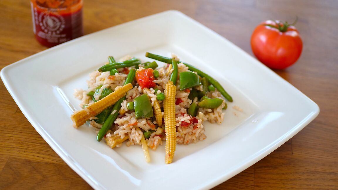 Smażony Ryż z Warzywami Po Azjatycku